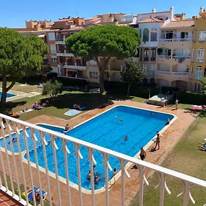 Apartamento Para 4 Personas A 200 M De La Playa. , Ampuriabrava España
